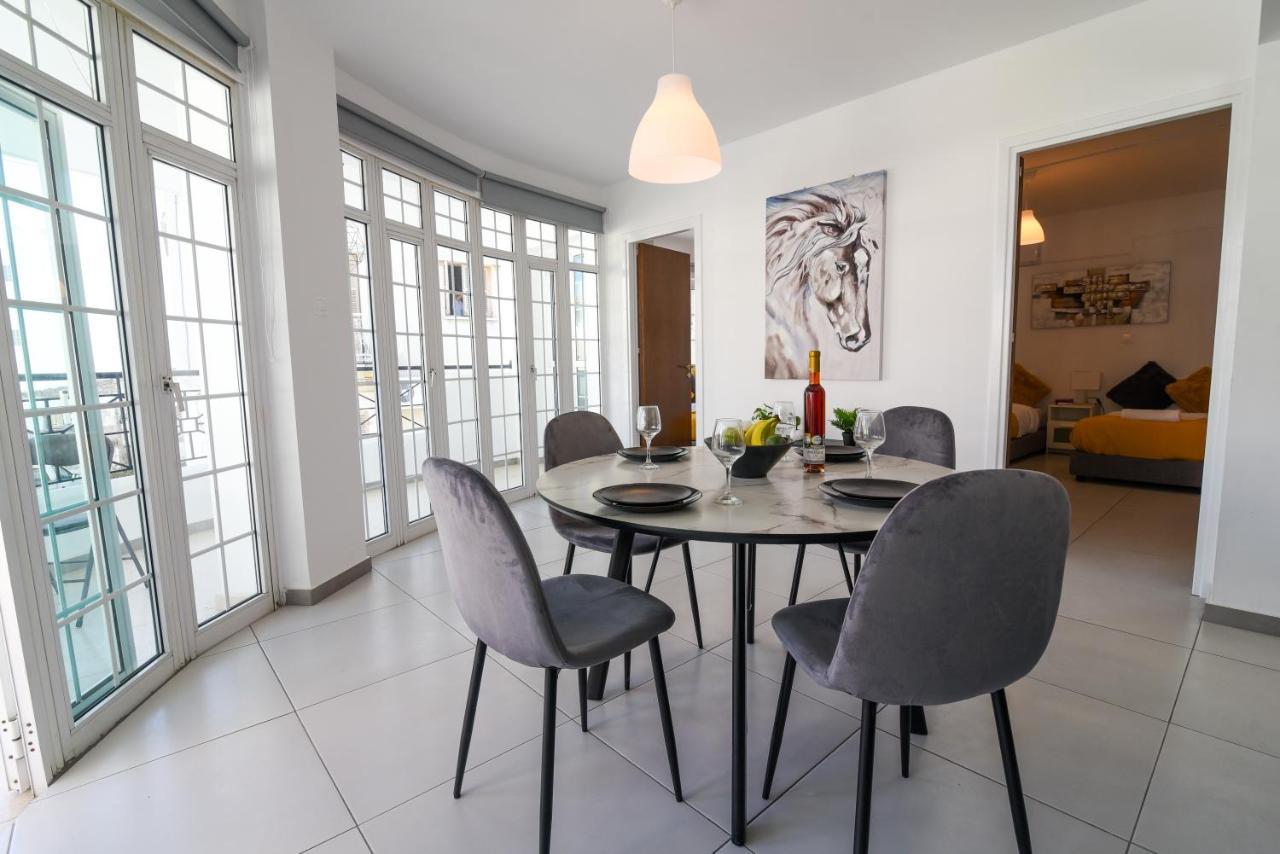 Jana'S 2-Br Apartment In Larnaca Zewnętrze zdjęcie