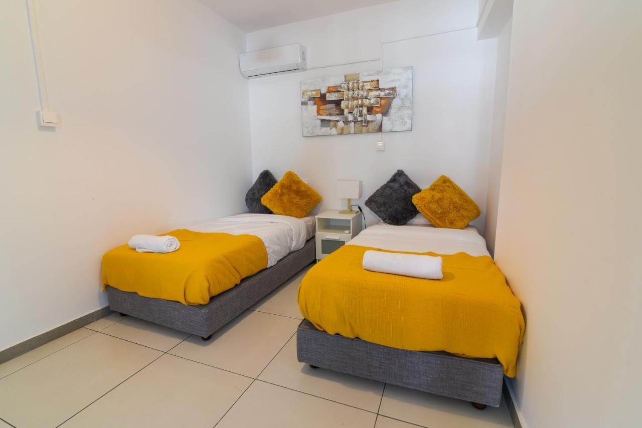 Jana'S 2-Br Apartment In Larnaca Zewnętrze zdjęcie